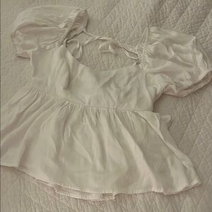 Chic White Puff Sleeve Blouse
